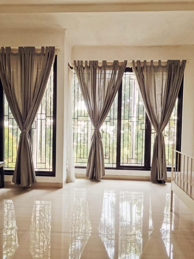 4-Bedroom Home In South Jakarta Nuansa Swadarma Residence By Le Ciel Hospitality Exterior foto